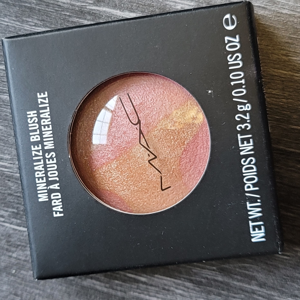 BNIB LE Mac Rhapsody in Two Mineralize Blush